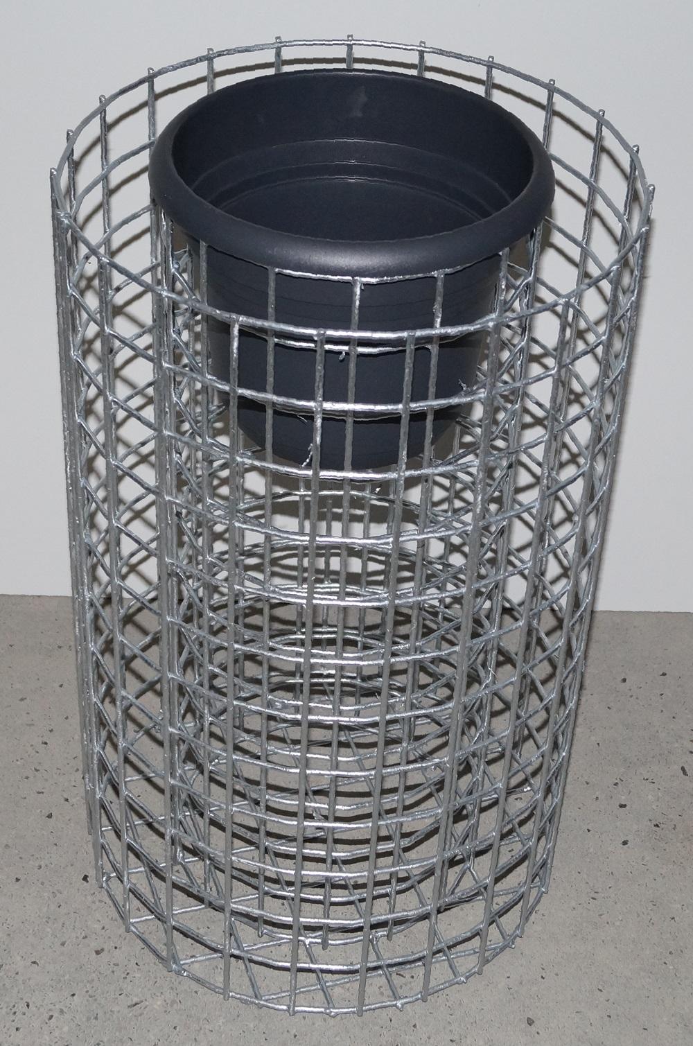 Bloemzuil hoogte 62 cm rond, diameter 37 cm, MW 5 x 5 cm, thermisch verzinkt incl. pot