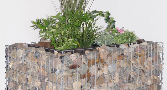 Lecho elevado rectangular 130 cm x 60 cm x 60 cm (largo x alto x fondo), malla 5 x 10 cm, espesor de pared 10 cm