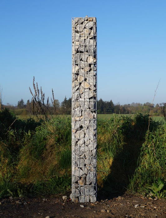 Rechthoekige thermisch verzinkte schanskorfzuil, 27 cm x 27 cm, 200 cm hoog, MW 5 cm x 10 cm