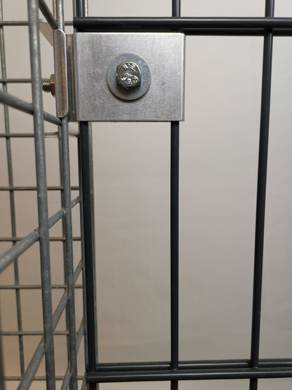 Klemme med hegnsholder 5 x 5 cm til dobbelt stangmåtte, aluminium 